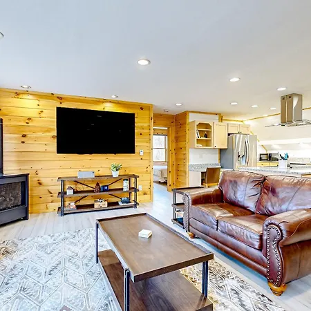 Moosehead Lake Home Base
